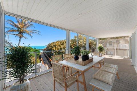 Villa ou maison à vendre à Melbourne Beach, Floride: 3 chambres, 288.93 m2 № 2261143 - photo 12