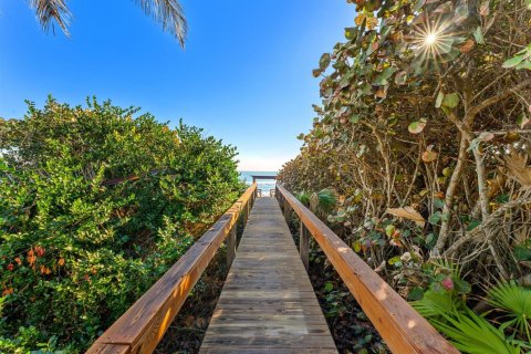 Villa ou maison à vendre à Melbourne Beach, Floride: 3 chambres, 288.93 m2 № 2261143 - photo 20