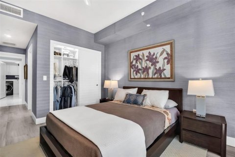 Condo in Saint Petersburg, Florida, 2 bedrooms № 2372993 - photo 28