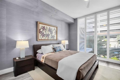Condo in Saint Petersburg, Florida, 2 bedrooms № 2372993 - photo 26