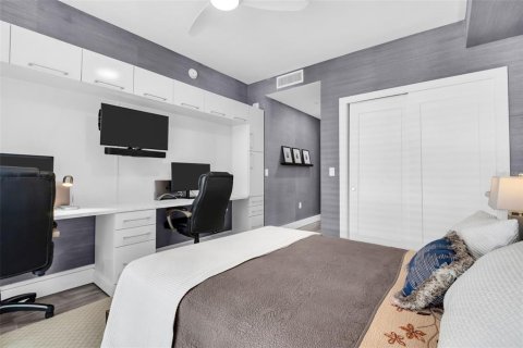 Condo in Saint Petersburg, Florida, 2 bedrooms № 2372993 - photo 30