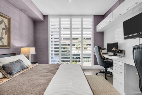 Condo in Saint Petersburg, Florida, 2 bedrooms № 2372993 - photo 25