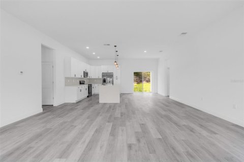 Casa en venta en Ocala, Florida, 4 dormitorios, 181.62 m2 № 2234223 - foto 7