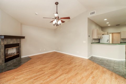 House in Tarpon Springs, Florida 4 bedrooms, 181.62 sq.m. № 2391494 - photo 9