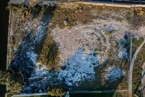 Terreno en venta en Saint Petersburg, Florida № 1649477 - foto 4