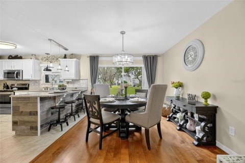 Townhouse in Valrico, Florida 2 bedrooms, 122.17 sq.m. № 1885294 - photo 11