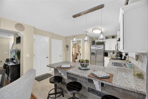 Townhouse in Valrico, Florida 2 bedrooms, 122.17 sq.m. № 1885294 - photo 17