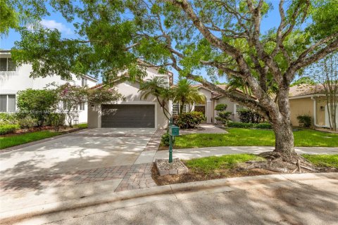 Casa en venta en Weston, Florida, 4 dormitorios, 257.9 m2 № 1779271 - foto 2