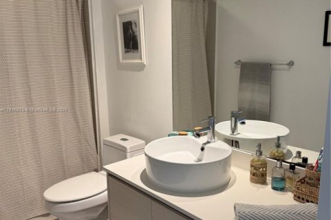 Condominio en venta en Miami, Florida, 2 dormitorios, 88.35 m2 № 1790472 - foto 9