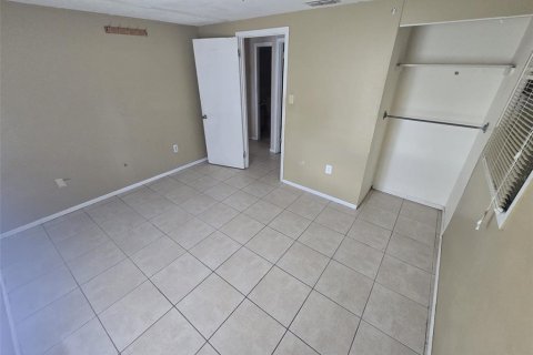 House in Lakeland, Florida 3 bedrooms, 93.55 sq.m. № 1677426 - photo 10