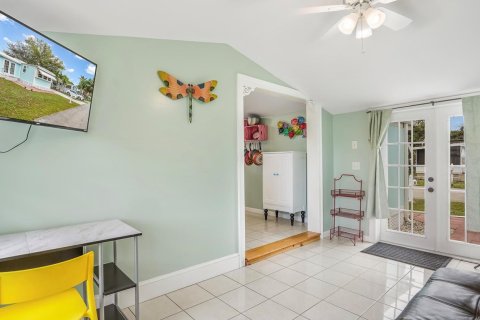 Villa ou maison à louer à Davie, Floride: 2 chambres, 74.14 m2 № 2154119 - photo 20