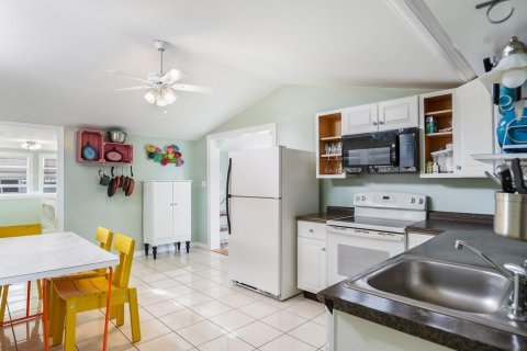 Villa ou maison à louer à Davie, Floride: 2 chambres, 74.14 m2 № 2154119 - photo 15