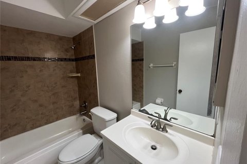 Adosado en alquiler en Kissimmee, Florida, 2 dormitorios, 95.69 m2 № 1915537 - foto 10