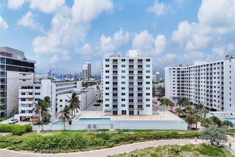 Copropriété à vendre à Miami Beach, Floride: 1 chambre, 61.22 m2 № 1938518 - photo 28