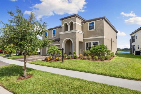 House in Riverview, Florida 5 bedrooms, 335.01 sq.m. № 1805482 - photo 7
