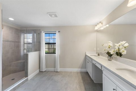 House in Riverview, Florida 5 bedrooms, 335.01 sq.m. № 1805482 - photo 4