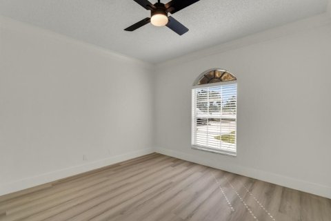 Casa en venta en Lauderhill, Florida, 4 dormitorios, 148.64 m2 № 2400663 - foto 8