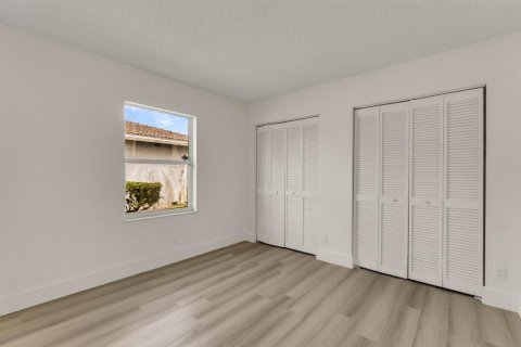 Casa en venta en Lauderhill, Florida, 4 dormitorios, 148.64 m2 № 2400663 - foto 12
