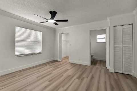 Casa en venta en Lauderhill, Florida, 4 dormitorios, 148.64 m2 № 2400663 - foto 18