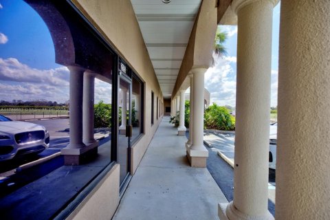 Commercial property in Sebring, Florida № 1938200 - photo 5