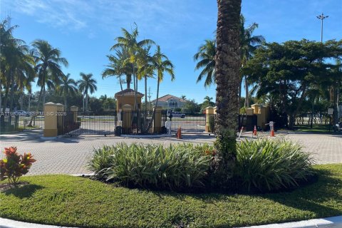 Copropriété à vendre à Pembroke Pines, Floride: 3 chambres № 2046372 - photo 3