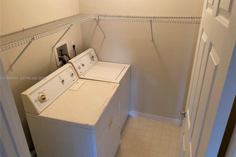 Copropriété à vendre à Pembroke Pines, Floride: 3 chambres № 2046372 - photo 18