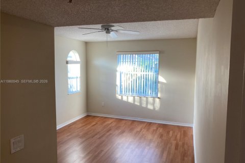 Copropriété à vendre à Pembroke Pines, Floride: 3 chambres № 2046372 - photo 12