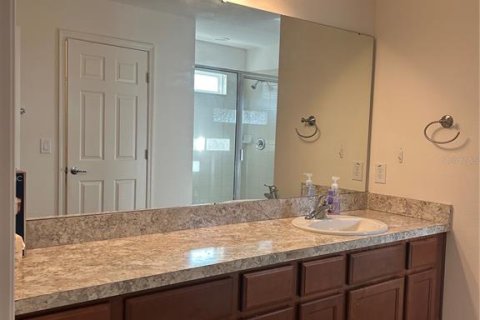 House in Kissimmee, Florida 5 bedrooms, 261.43 sq.m. № 1885587 - photo 9