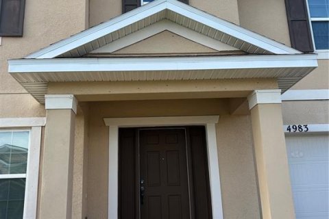 House in Kissimmee, Florida 5 bedrooms, 261.43 sq.m. № 1885587 - photo 4