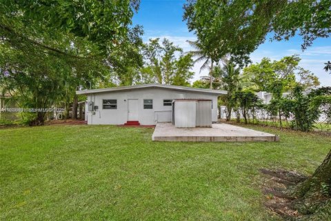 House in Fort Lauderdale, Florida 3 bedrooms, 103.03 sq.m. № 1994671 - photo 27