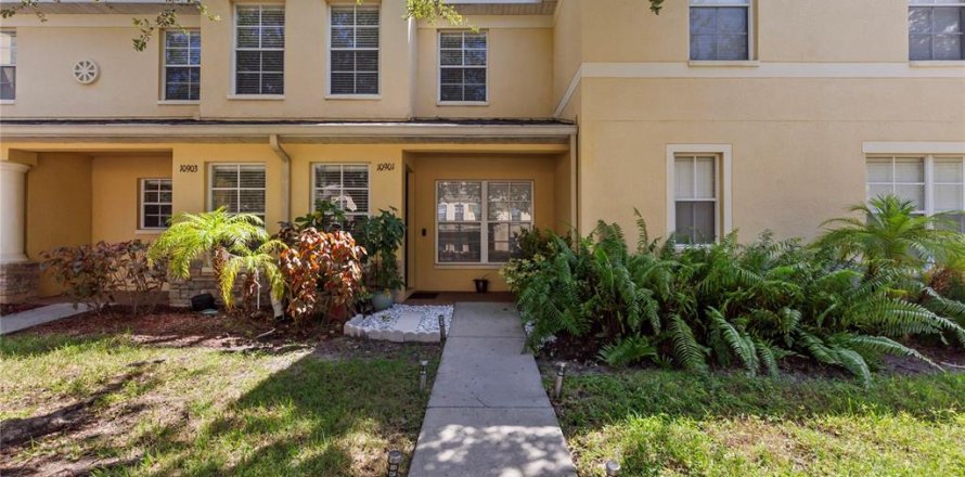 Touwnhouse à Riverview, Floride 2 chambres, 142.33 m2 № 1914341
