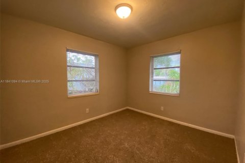 House in Hallandale Beach, Florida 2 bedrooms, 87.51 sq.m. № 1836013 - photo 23