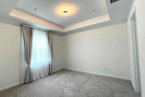 Снять в аренду виллу или дом в Делрей-Бич, Флорида 4 комнаты, 130.99м2, № 2175748 - фото 15