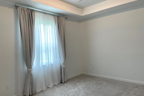 Снять в аренду виллу или дом в Делрей-Бич, Флорида 4 комнаты, 130.99м2, № 2175748 - фото 16