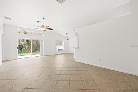 House in Riverview, Florida 3 bedrooms, 141.68 sq.m. № 2217330 - photo 15