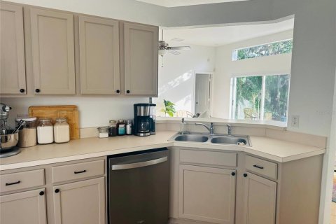 House in Riverview, Florida 3 bedrooms, 141.68 sq.m. № 2217330 - photo 4