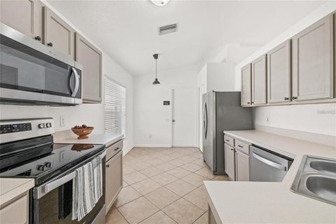 House in Riverview, Florida 3 bedrooms, 141.68 sq.m. № 2217330 - photo 9
