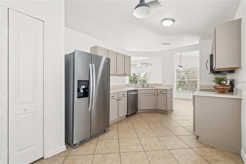 House in Riverview, Florida 3 bedrooms, 141.68 sq.m. № 2217330 - photo 8