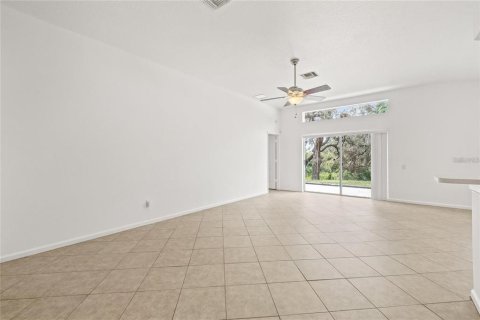 House in Riverview, Florida 3 bedrooms, 141.68 sq.m. № 2217330 - photo 14