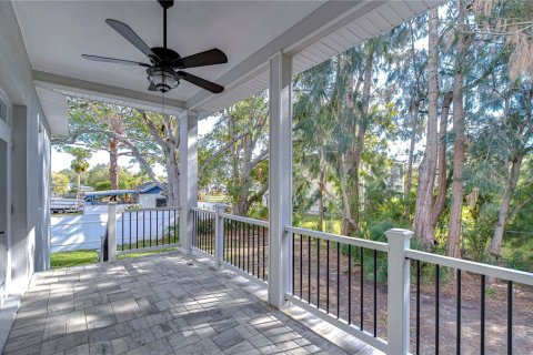 House in Clearwater, Florida 4 bedrooms, 204.11 sq.m. № 1556095 - photo 7