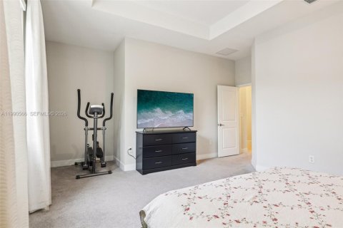 Touwnhouse à vendre à Miami, Floride: 3 chambres, 158.4 m2 № 2058008 - photo 15