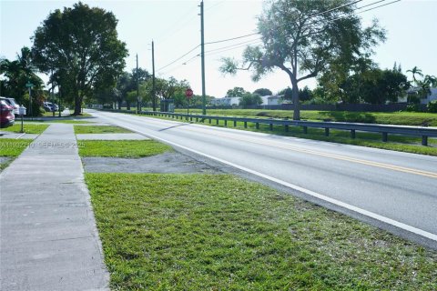 Villa ou maison à vendre à Miami, Floride: 3 chambres, 82.5 m2 № 1991494 - photo 26