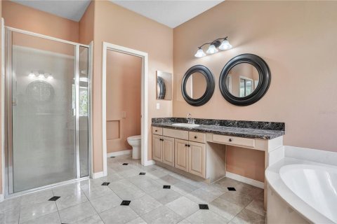 Villa ou maison à vendre à Kissimmee, Floride: 3 chambres, 213.86 m2 № 2285216 - photo 15