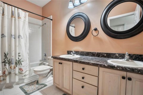 Villa ou maison à vendre à Kissimmee, Floride: 3 chambres, 213.86 m2 № 2285216 - photo 11