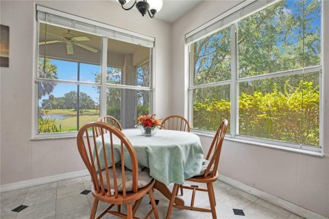Villa ou maison à vendre à Kissimmee, Floride: 3 chambres, 213.86 m2 № 2285216 - photo 10