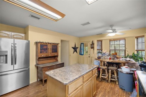 House in Trenton, Florida 2 bedrooms, 91.42 sq.m. № 1777979 - photo 5