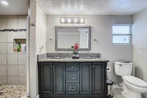 Casa en venta en Zellwood, Florida, 5 dormitorios, 234.49 m2 № 1917316 - foto 19
