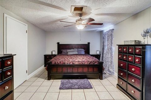 Casa en venta en Zellwood, Florida, 5 dormitorios, 234.49 m2 № 1917316 - foto 16