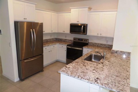 Casa en alquiler en Wildwood, Florida, 3 dormitorios, 139.73 m2 № 2266887 - foto 10