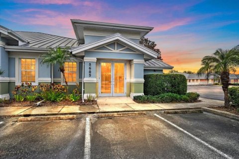 Commercial property in Sarasota, Florida 135.64 sq.m. № 2234926 - photo 2